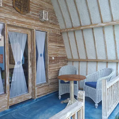 Casa Azzurra Bed & Breakfast Gili Air Exterior photo
