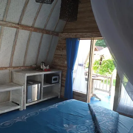 Casa Azzurra Bed & Breakfast Gili Air Exterior photo